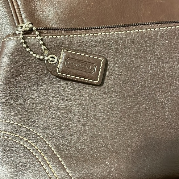 Vintage Large Leather Coach Tote and wallet - Picture 16 of 16